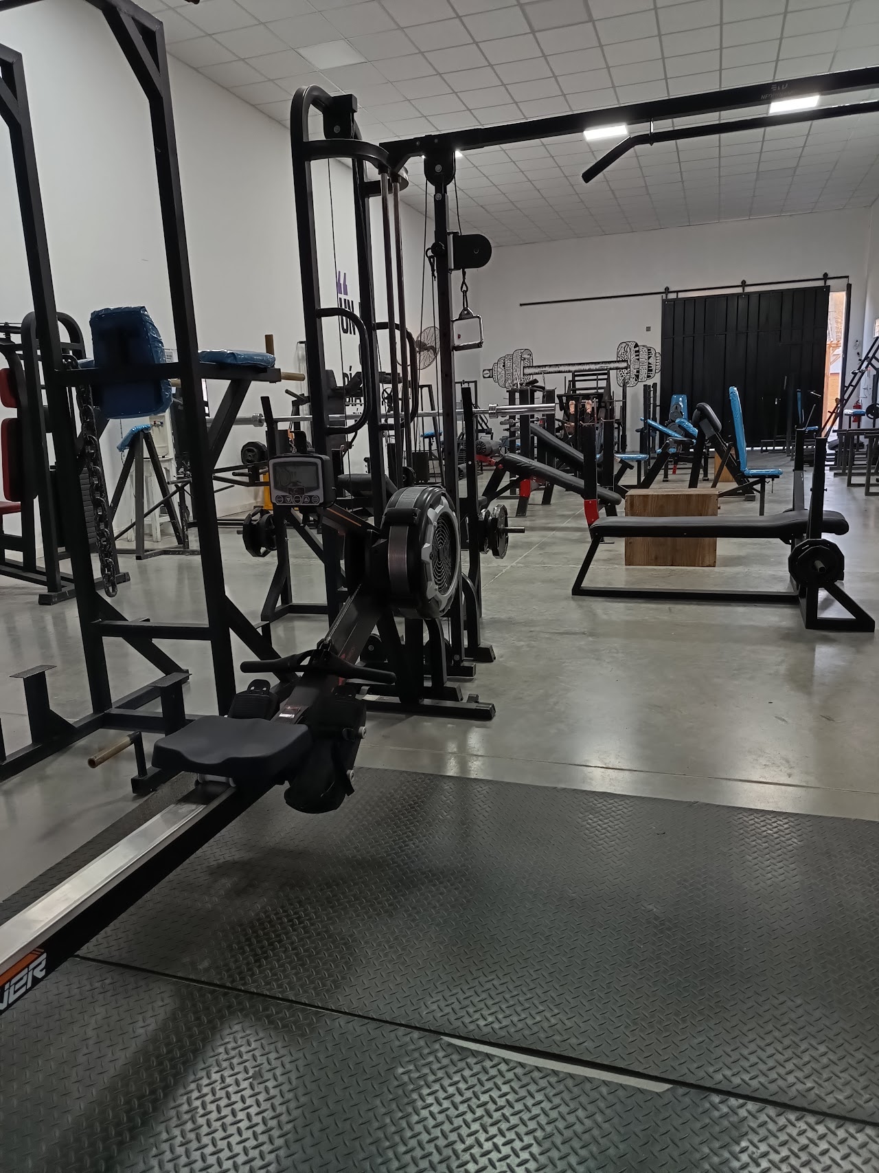 Instalaciones de musculación y entrenamiento en Sport Fitness Paraná